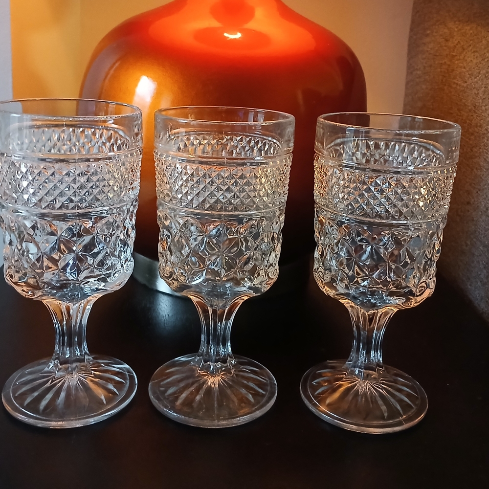 Crystal Clear Glass Goblets